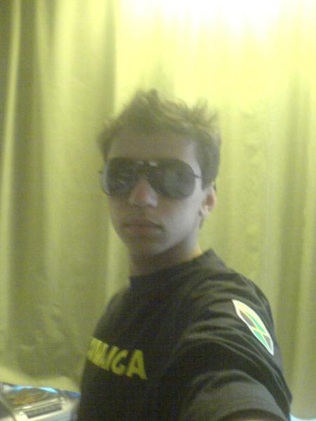 JusT Mee